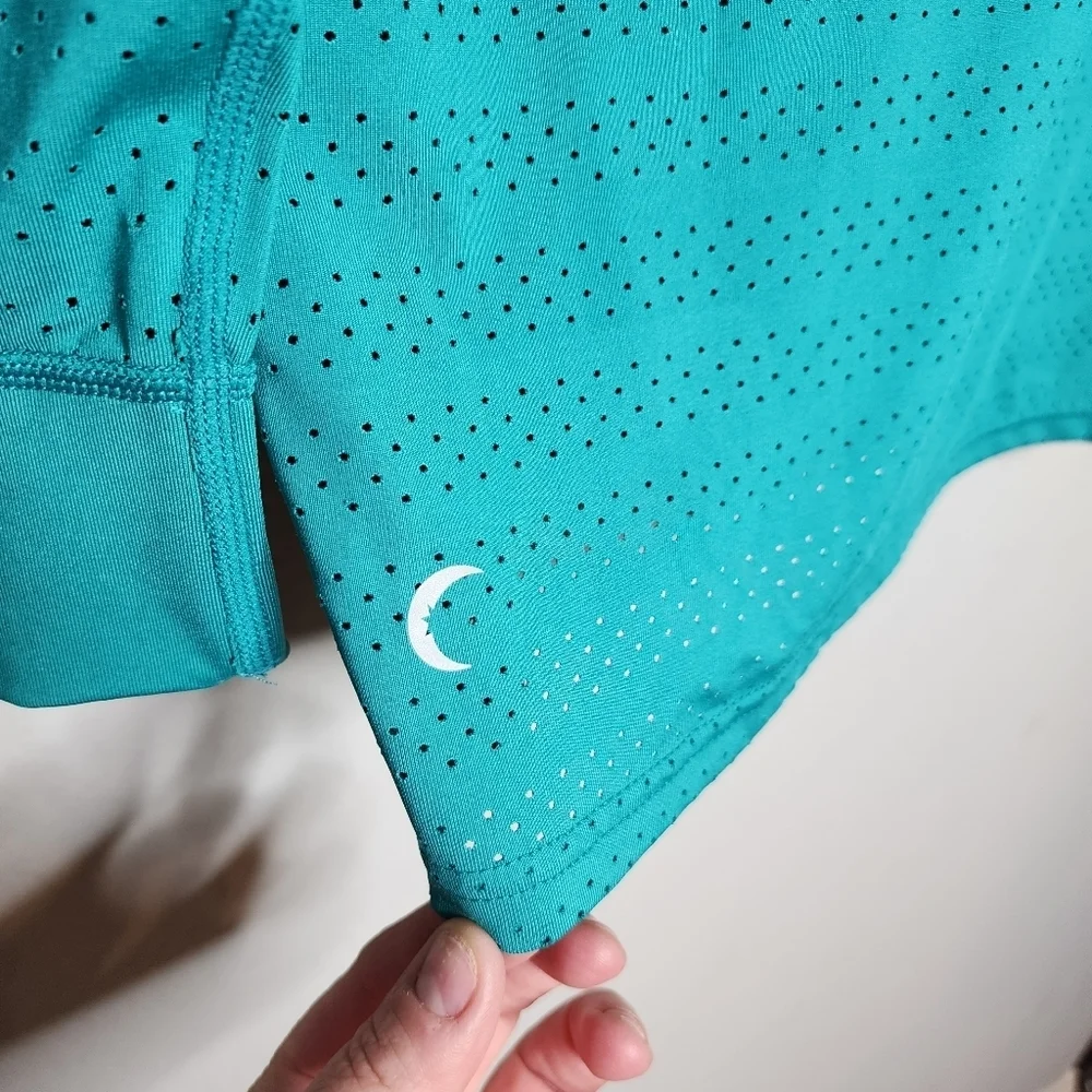 ZYIA long sleeve